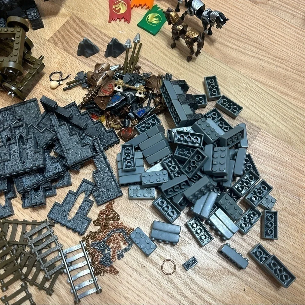 Mega Bloks Dragons Krystal Wars HUGE Lot Bundle Knights Figures Orcs Weapons